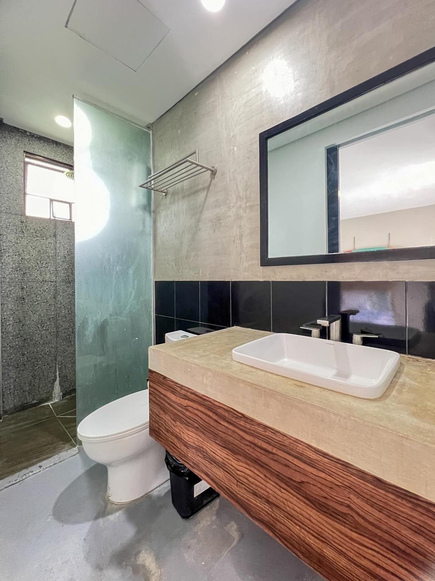 Siargao Bed And Brewery Hotel General Luna  Exterior photo