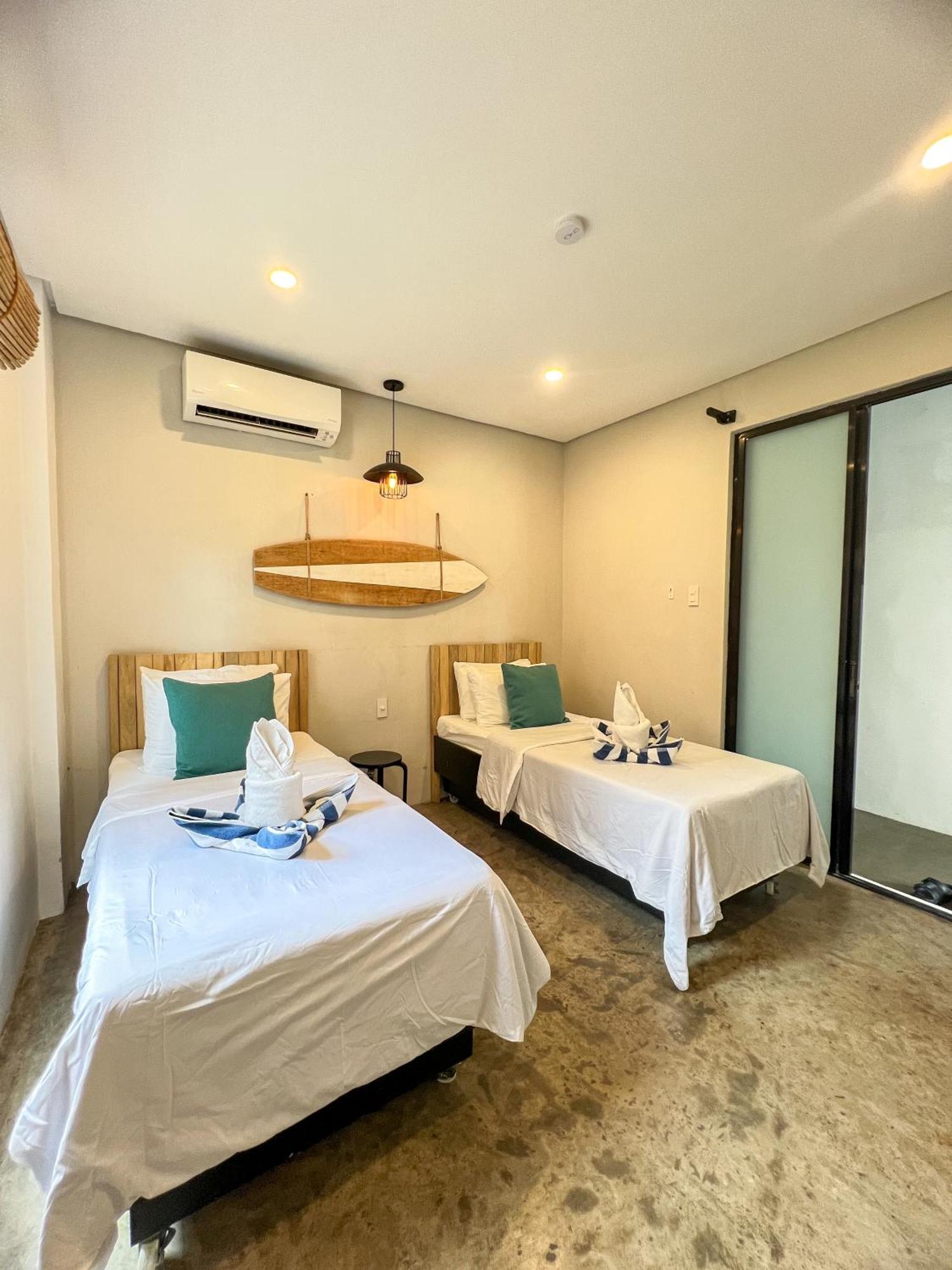 Siargao Bed And Brewery Hotel General Luna  Exterior photo
