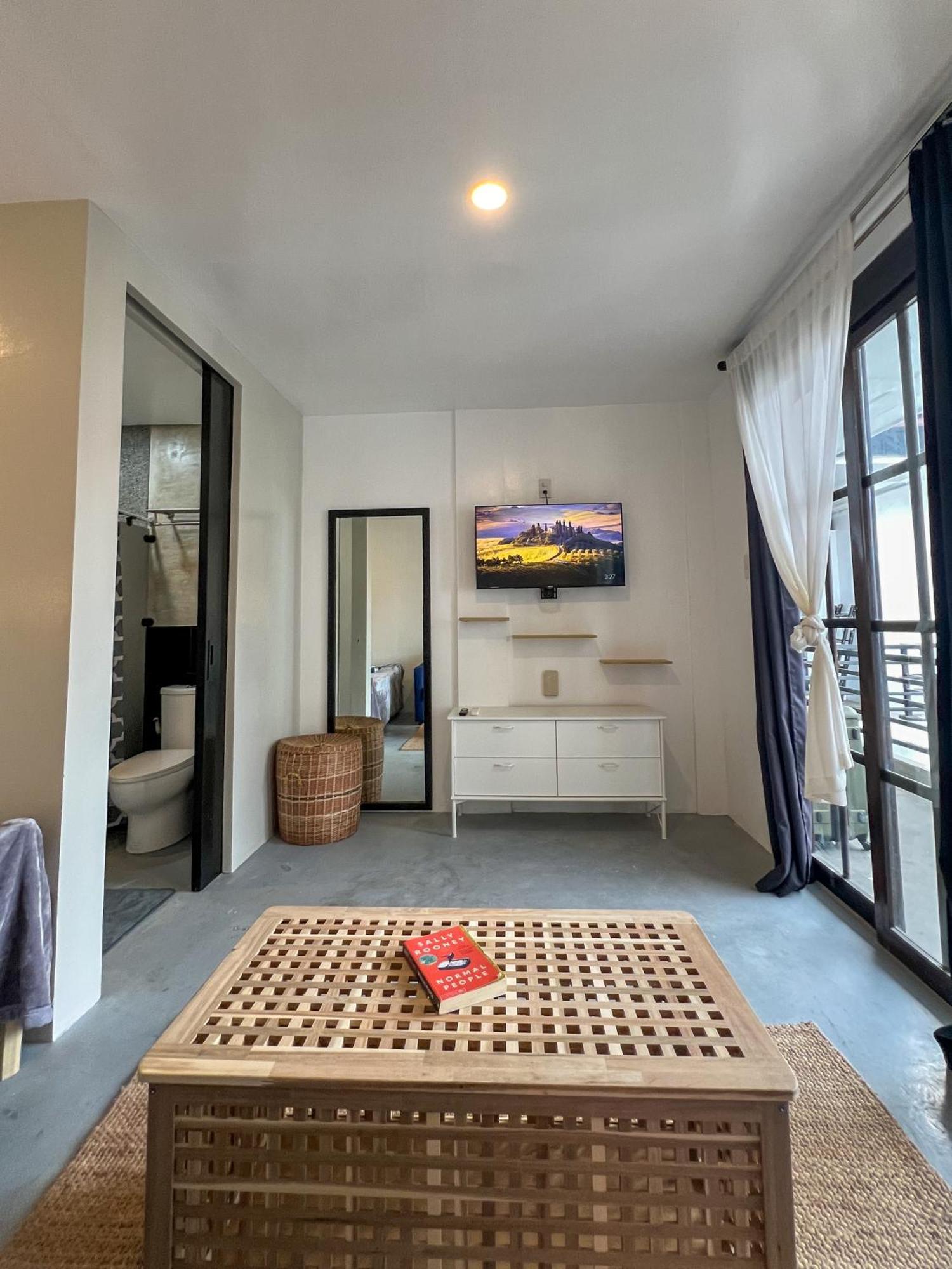 Siargao Bed And Brewery Hotel General Luna  Exterior photo